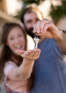 Nazza Holland - Real Estate Agent